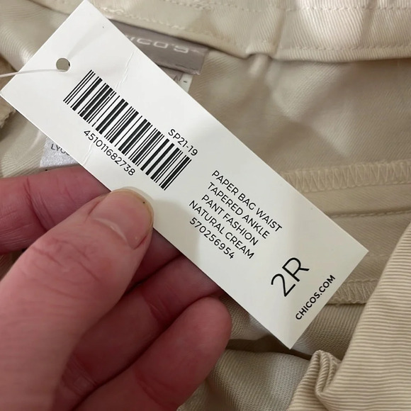 Chicos Paperbag Waist Tapered Ankle Pant size 2 Regular Large NWT - Picture 7 of 9